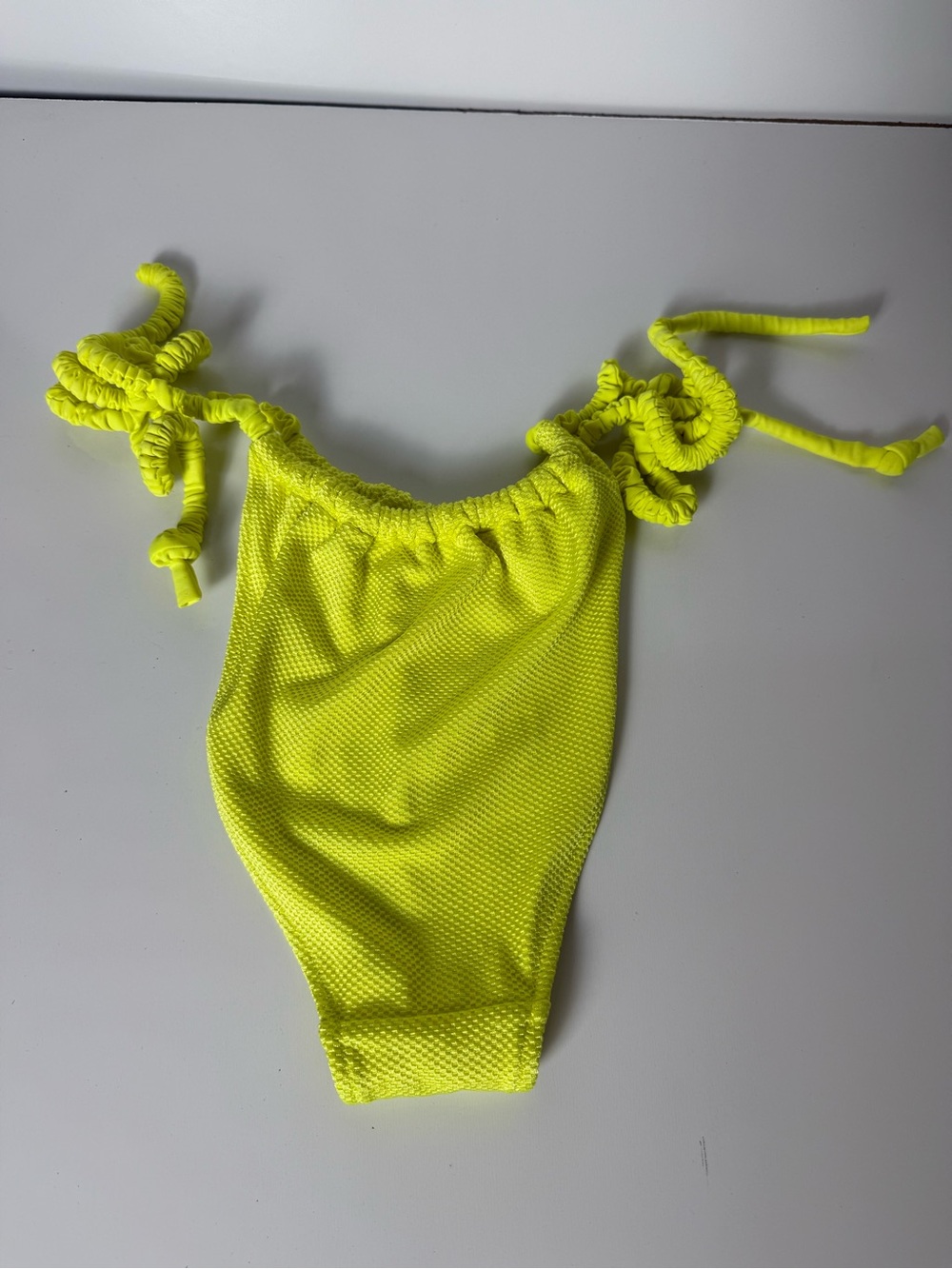 Aerie Neon Yellow Textured Bikini Set Ruched String Swimwear M - Picture 2 of 6